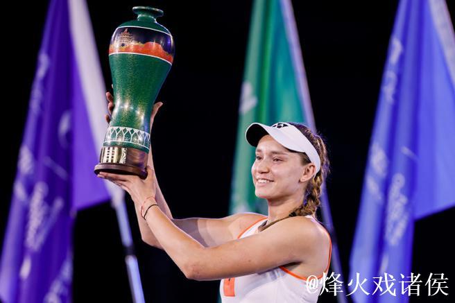 2025宁波网球公开赛:莱巴金娜夺得女单冠军 2025宁波网球公开赛:莱巴金娜夺得女单冠军